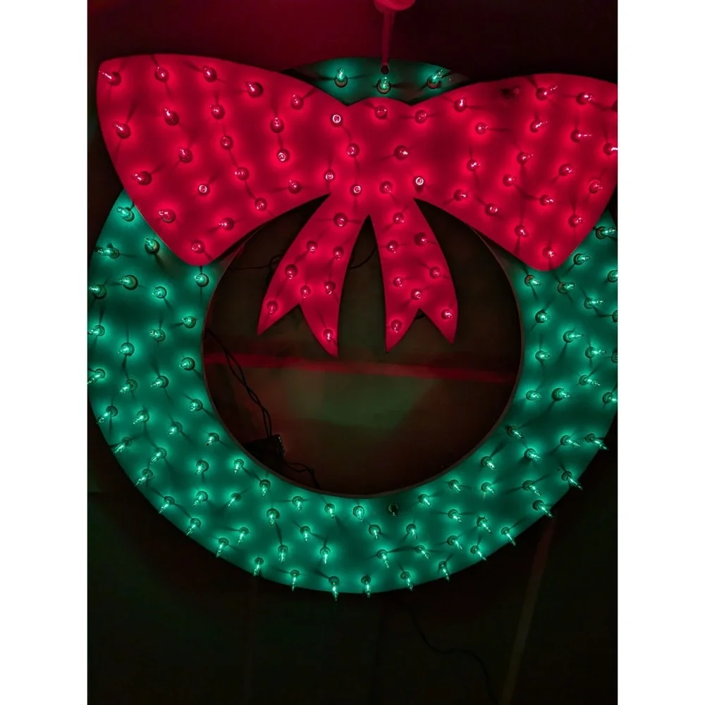 New-Freva Christmas Wreath 16